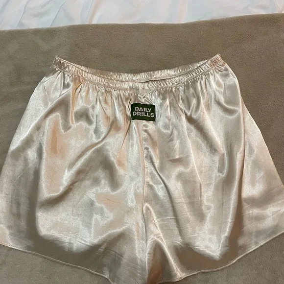 Daily Drills Shimmering Cream Shorts - Picture 2 of 2